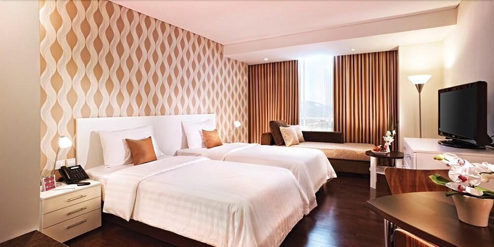 El Hotel Royale בנדונג מראה חיצוני תמונה